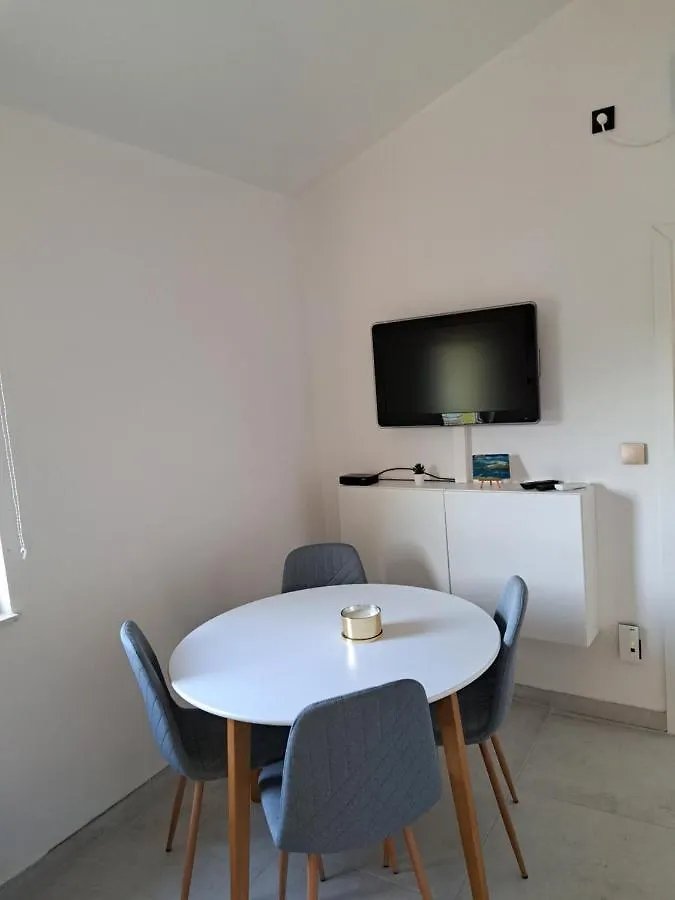 Mala Smokva Apartment Vir