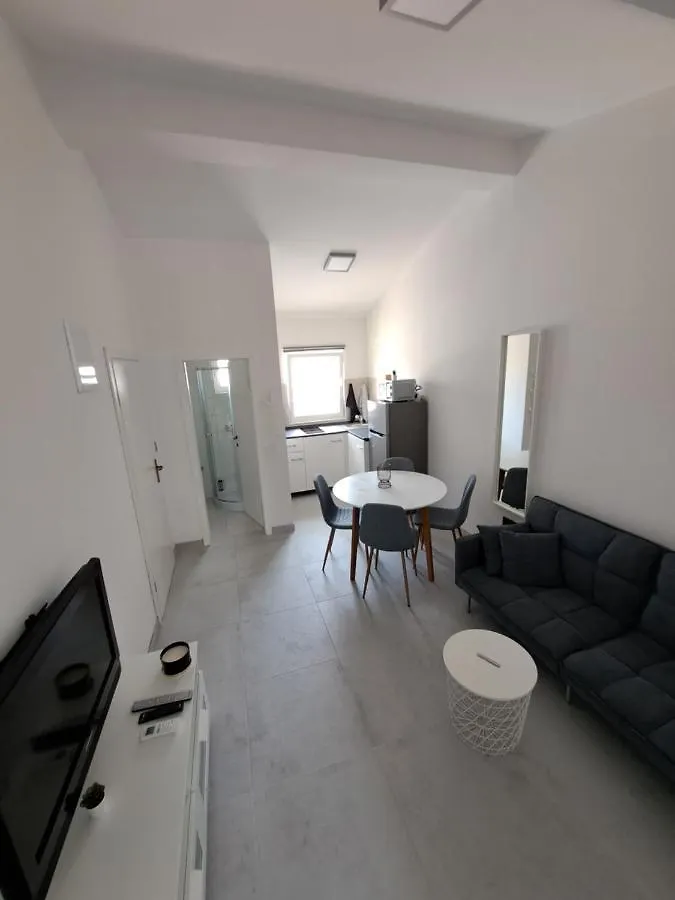 Mala Smokva Apartment Vir