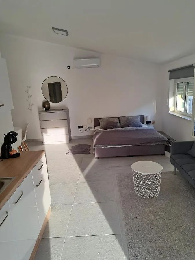 Mala Smokva Apartment Vir