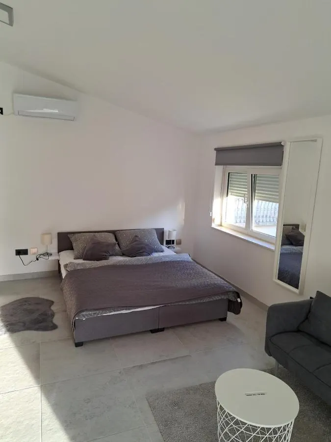 Mala Smokva Apartment Vir Croatia
