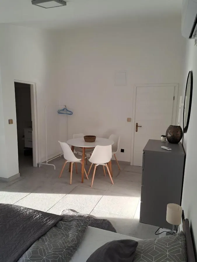 Mala Smokva Apartment Vir