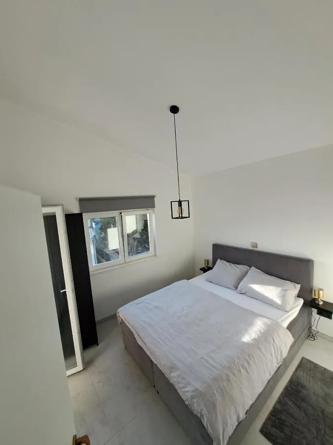 Mala Smokva Apartment Vir
