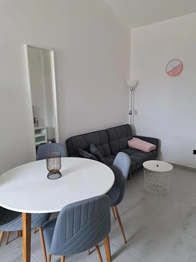 Mala Smokva Apartment Vir