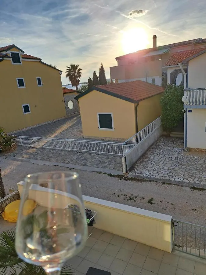 Mala Smokva Apartment Vir