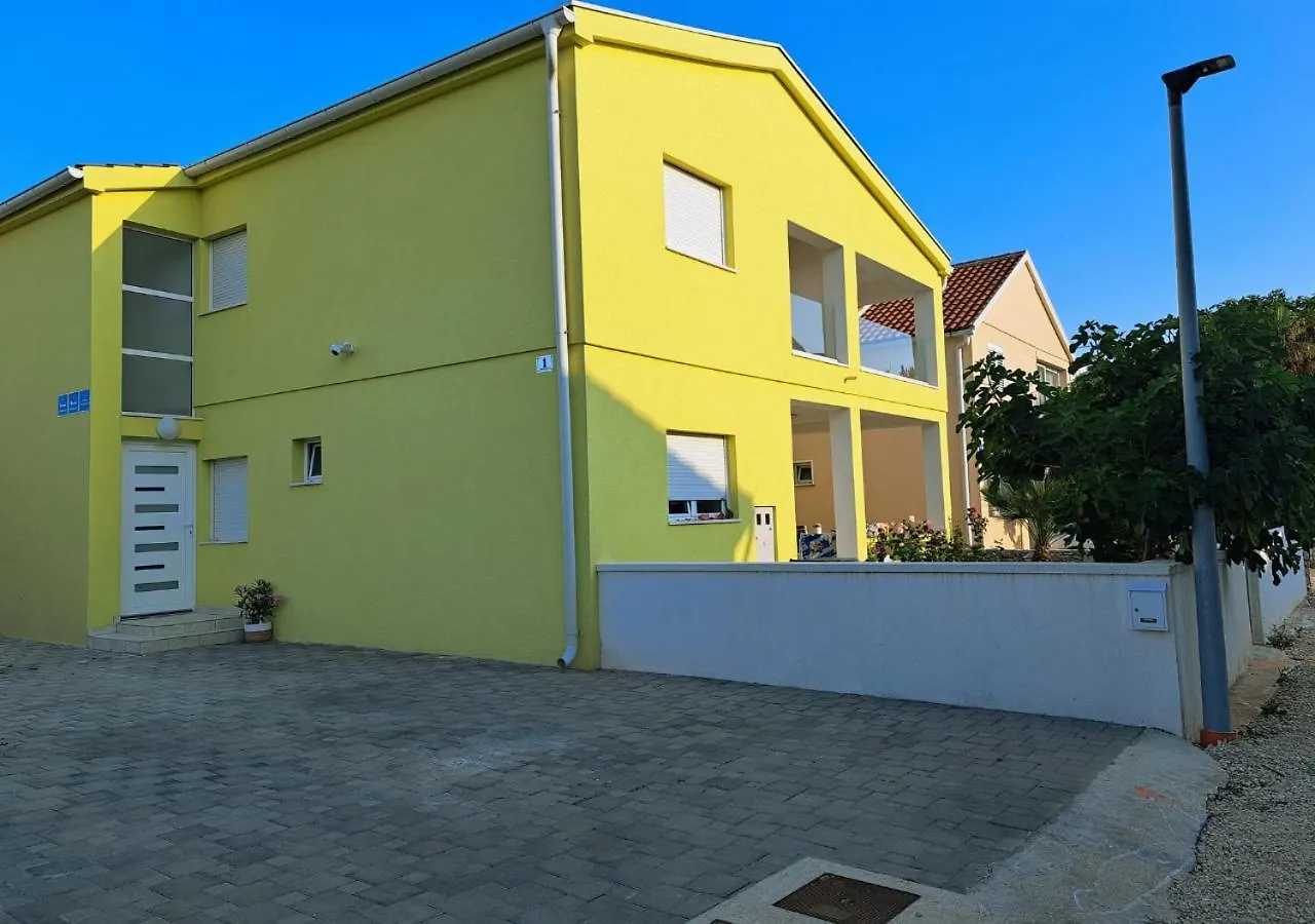 Mala Smokva Apartment Vir
